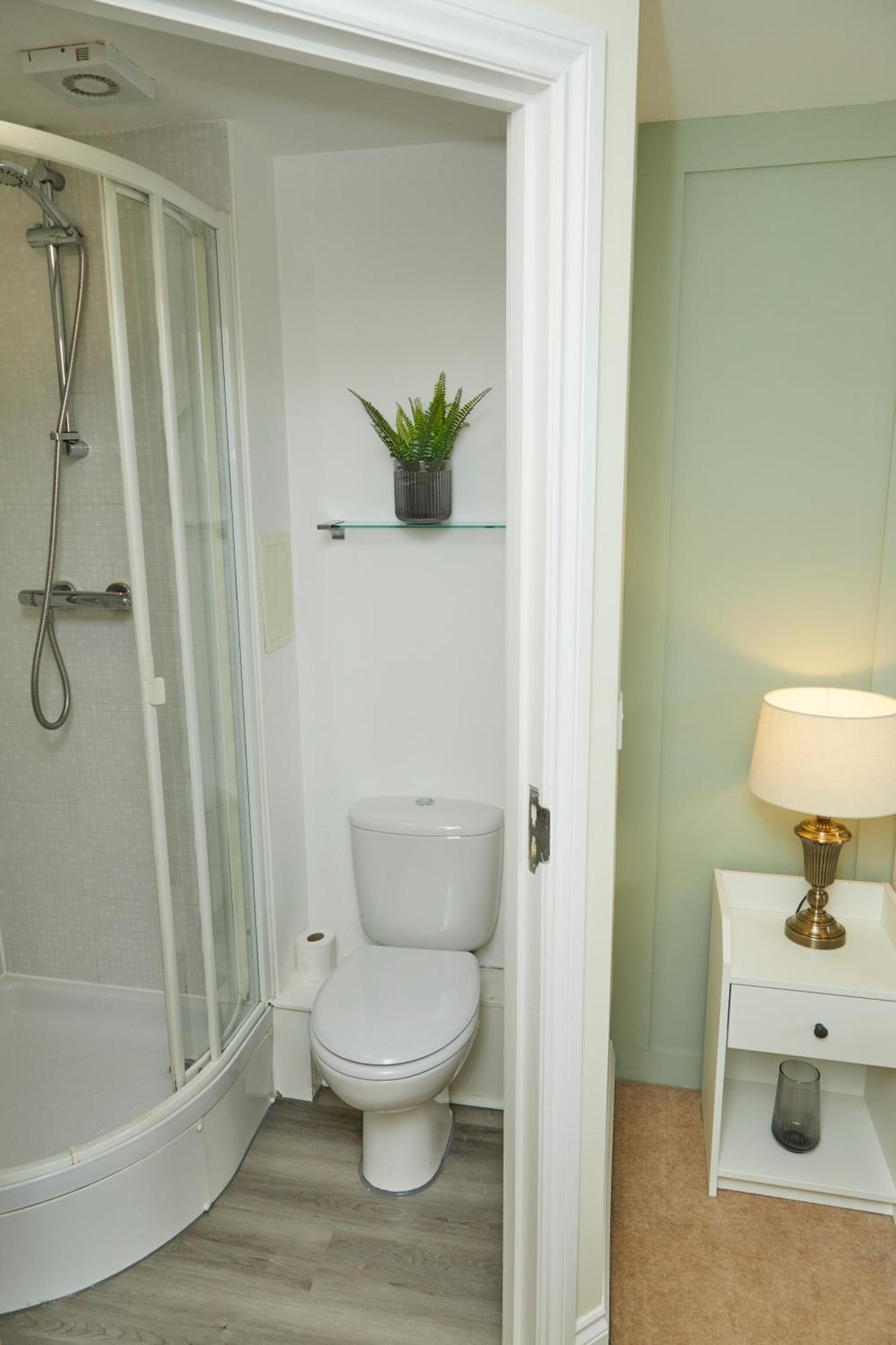 Stylish 2-Bedroom Apartment With Free Parking Halifax Zewnętrze zdjęcie
